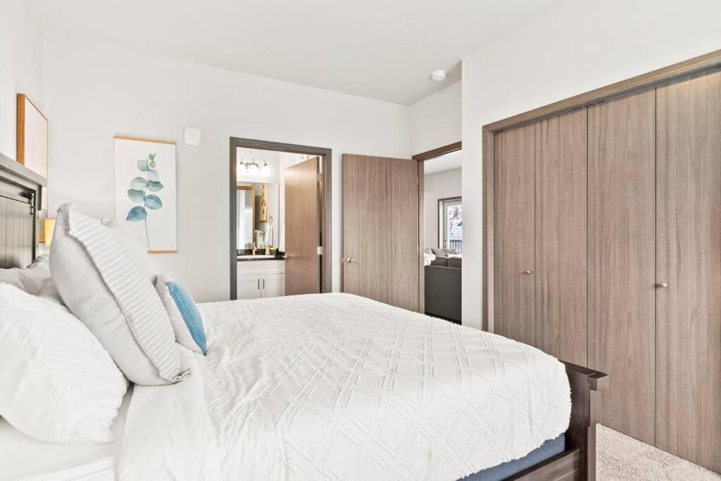 Spacious New 2 Bed 2 Bath Apt By Downtown ספוקיין מראה חיצוני תמונה