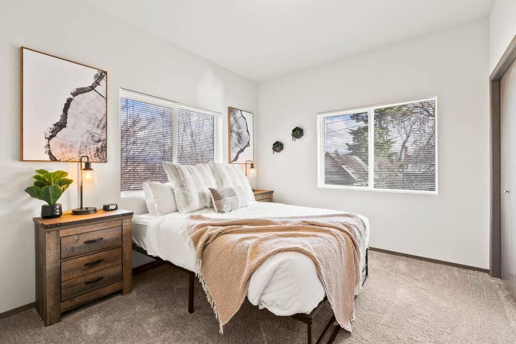 Spacious New 2 Bed 2 Bath Apt By Downtown ספוקיין מראה חיצוני תמונה
