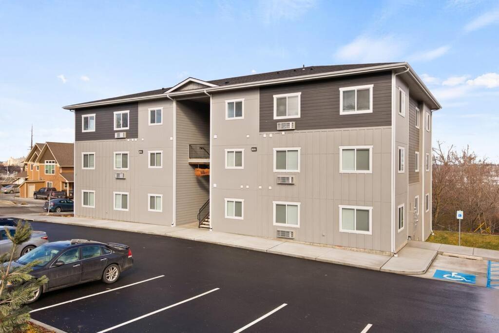 Spacious New 2 Bed 2 Bath Apt By Downtown ספוקיין מראה חיצוני תמונה