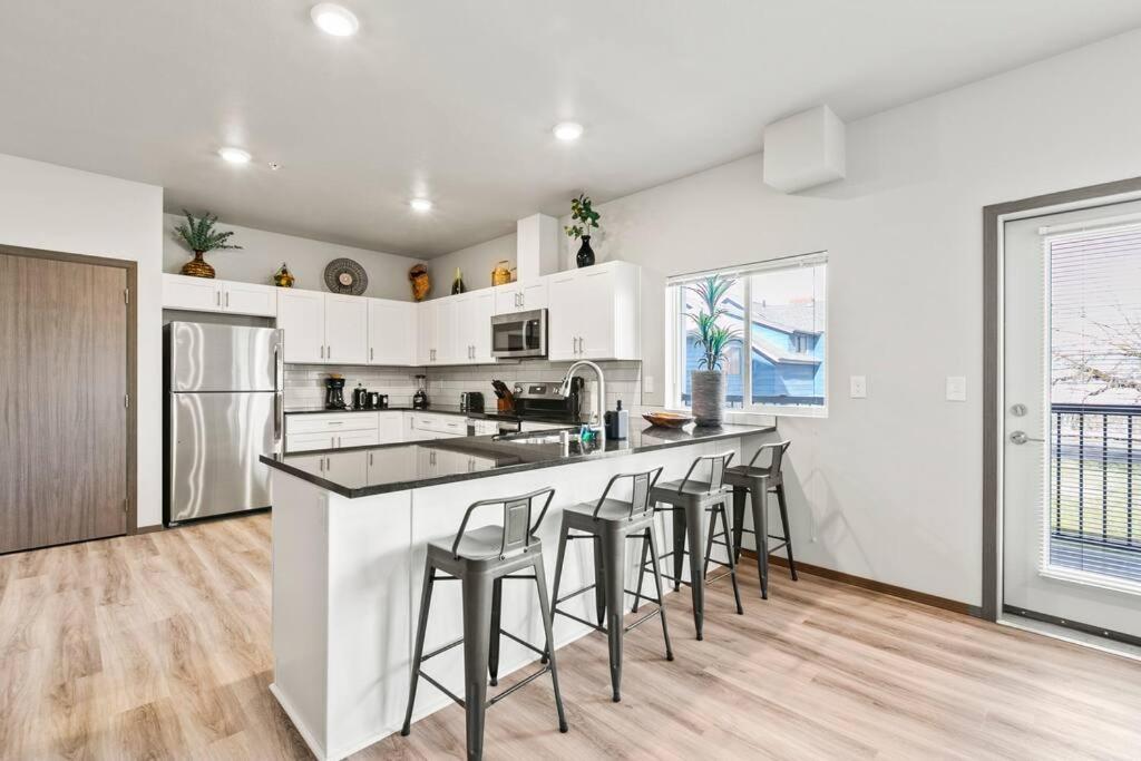 Spacious New 2 Bed 2 Bath Apt By Downtown ספוקיין מראה חיצוני תמונה