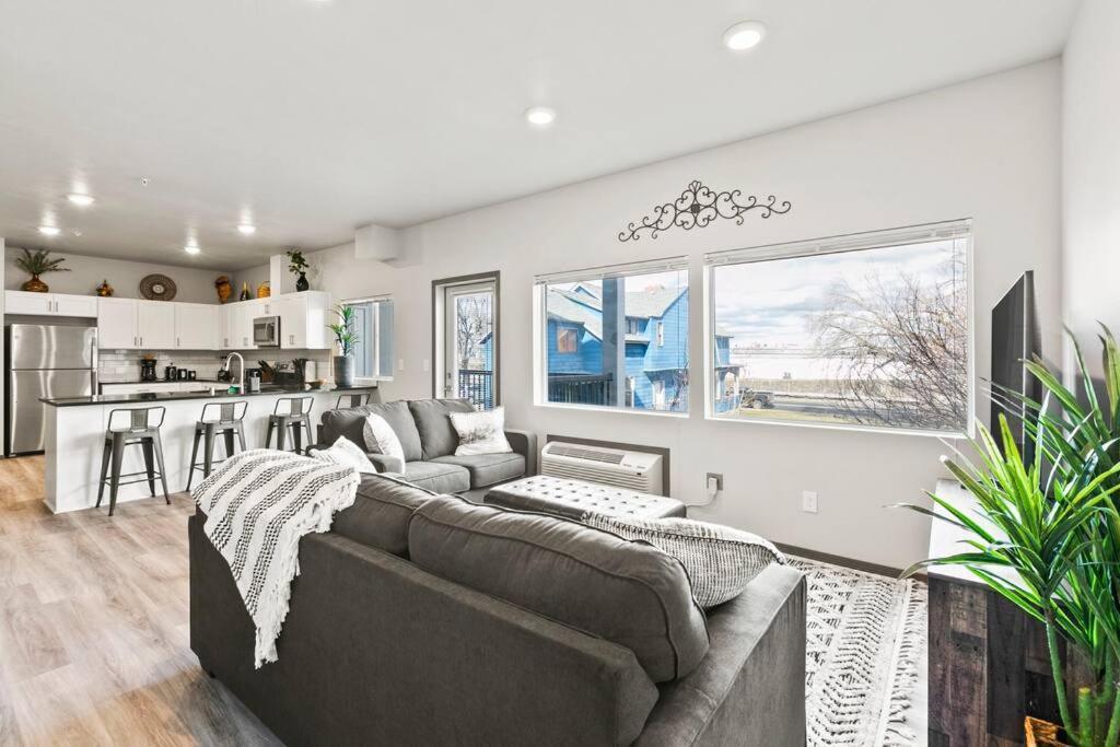 Spacious New 2 Bed 2 Bath Apt By Downtown ספוקיין מראה חיצוני תמונה